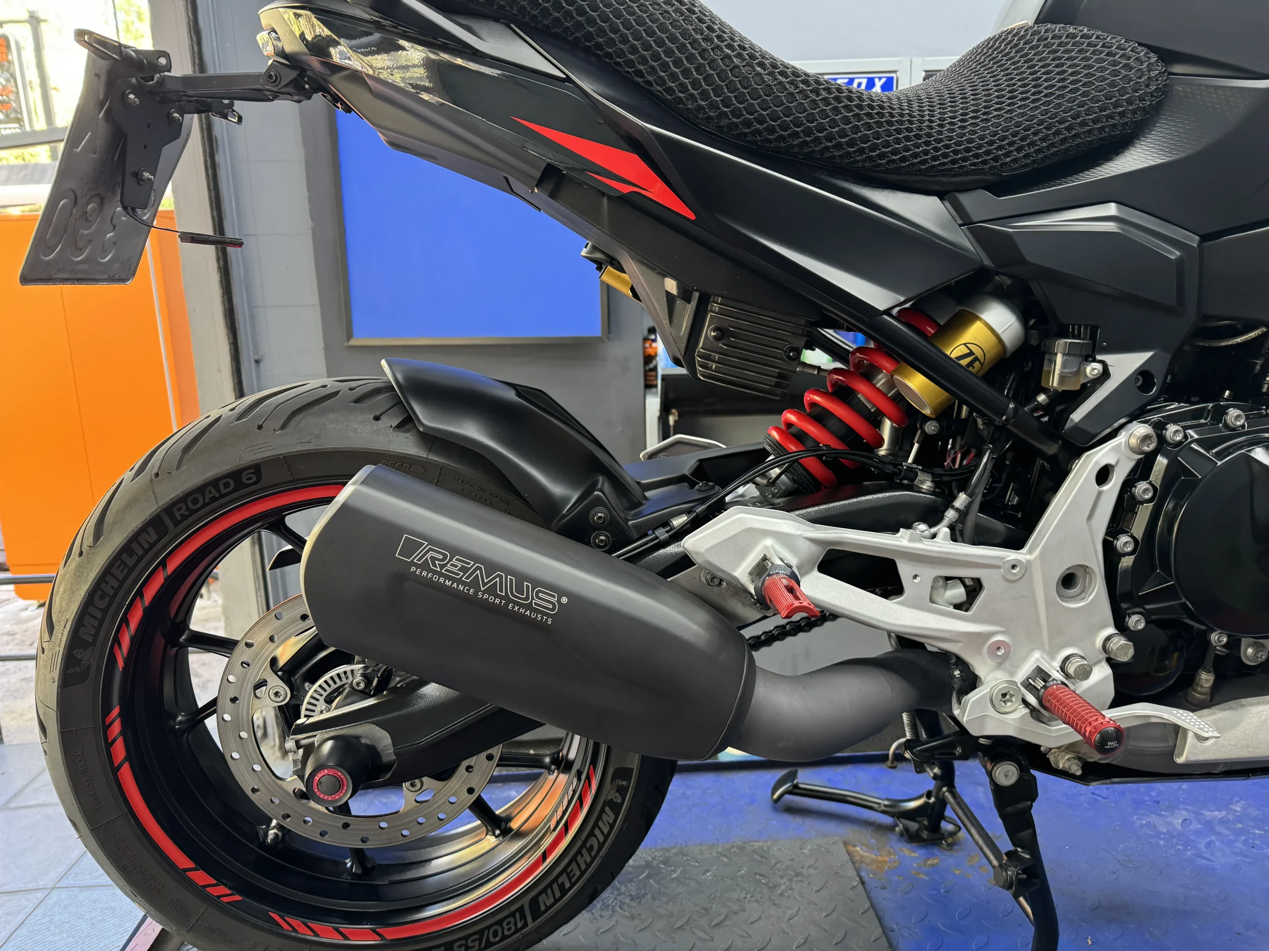 basic_restoration_detailing_Athens